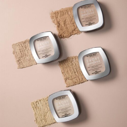د DEBORAH MILANO 24ORE PERFECT COMPACT POWDER | ديبورا بودرة مضغوطة مطفية مع عامل حماية من الشمس SPF15