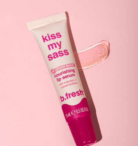 IMG_3388 سيروم شفاه مغذي بزبدة الكابواكو وزبدة الكاكاو، يعيد مرونة البشرة ويغذي حاجز الرطوبة فيها.