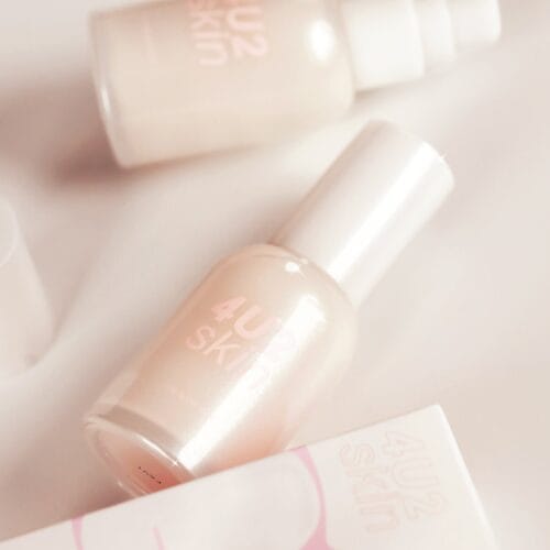 ووووو 4U2 GLOW SKIN SPF 50 - 40ml | فور يو تو واقي الشمس لتوهج البشرة - 40 مل