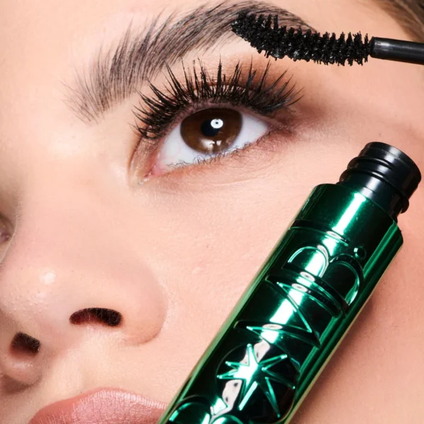 BELLAOGGI BOMB! UP MASCARA #INSTANTCURL | بيلا اوجي ماسكارا بومب! اب للرموش