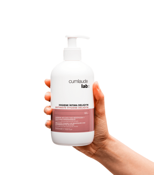 Cumlaude Lab: Deligyn Intimate Hygiene - 500ml | كوملاود لاب: غسول دليجين اليومي للمناطق الحساسة - 500 مل