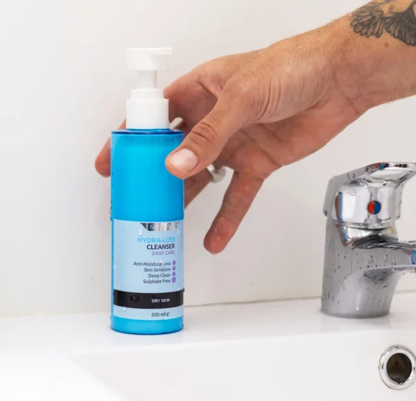 SKINLAB Facial Cleanser for Dry Skin - 200ml | سكن لاب غسول للبشرة الجافة - 200 مل