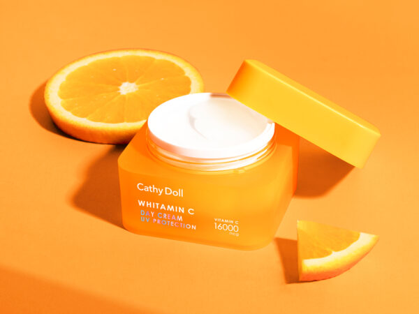 CATHY DOLL Whitamin C Day Cream - 50ml | كاثي دول كريم للبشرة غني بالفايتمن سي - 50 مل