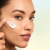 Estée Lauder DayWear Moisturizer Multi-Protection Anti-Oxidant 24H‑Moisture Creme SPF 15 - 50ml | إستي لودر كريم النضارة اليومي مع واقي شمس - 50 مل