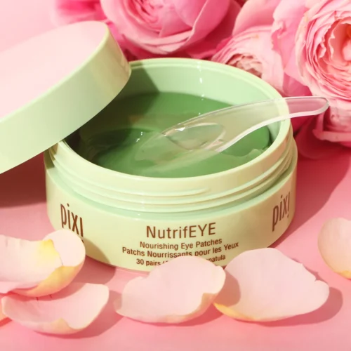 PIXI NutrifEYE EYE PATCHES | بيكسي شرائح تحت العين بخلاصة الروز والالوفيرا