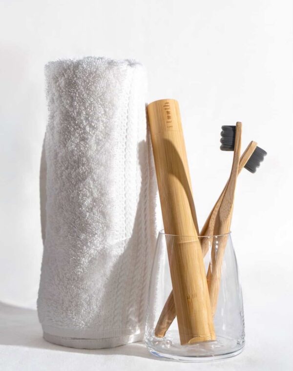 686237457_2279912029419781_4935990028921469921_n i tooth Bamboo Toothbrush Container | اي توث حافظة فرشاة الأسنان المصنوعة من الخيزران