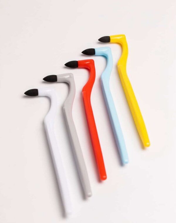 686971522_973216168400659_2899393913507270458_n i tooth Tooth Stain Eraser | اي توث أداة تنظيف بين الأسنان