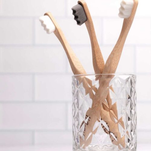i tooth Bamboo Toothbrush | اي توث فرشاة الأسنان المصنوعة من الخيزران
