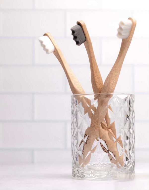 687551549_1540256970768134_736814720375796987_n i tooth Bamboo Toothbrush | اي توث فرشاة الأسنان المصنوعة من الخيزران